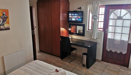 Cosy Ground Floor