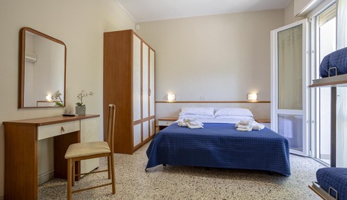 Comfort Quadruple Room, Balcony