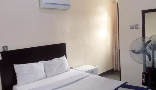 Standard Single Room