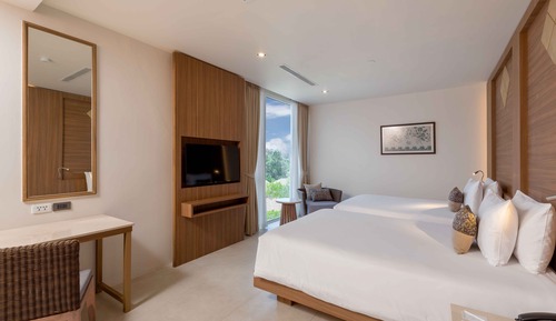 3 Bedroom Penthouse Pool Suite