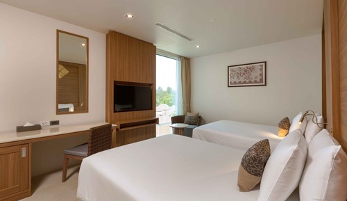 3 Bedroom Residence with Balcony
