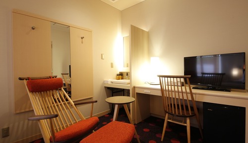 DOUBLE ROOM