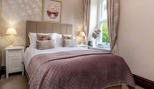 Classic Double Room, Private Bathroom (Room 3 - Rose)