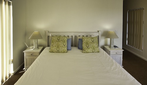 Comfort House, 4 Bedrooms (10 Mulligan )