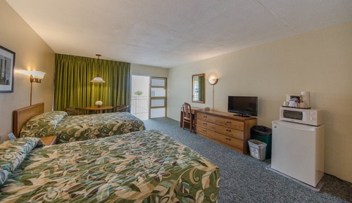 Pool front motel (C-2)
