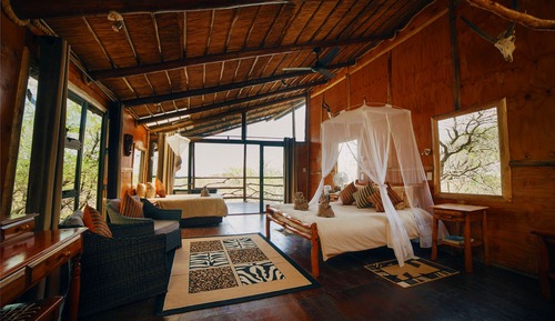 Marula (Luxury Family Tree House) 