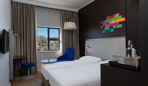 Standard Room (Pool Facing)