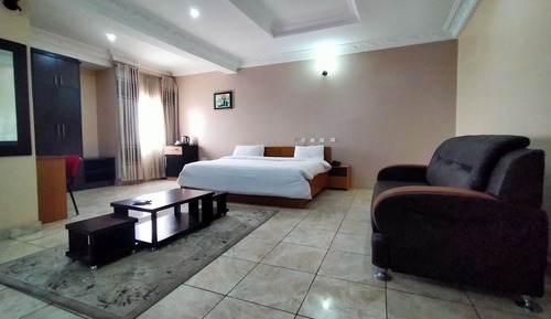 Executive Suite