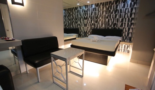 Premier Room