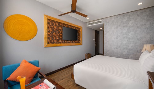 Superior Double Room, City View