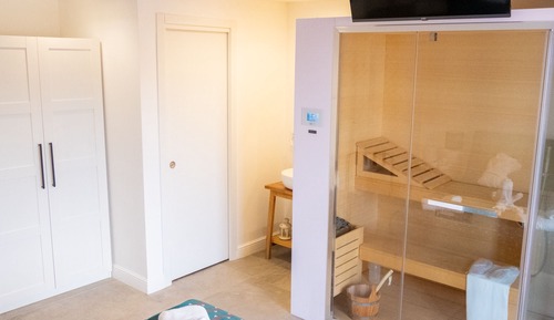 Royal Studio Suite, Sauna, Sea View