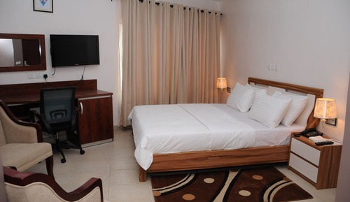 Standard Suite