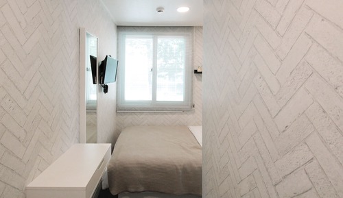 Deluxe Single Room (Foreigner Only)