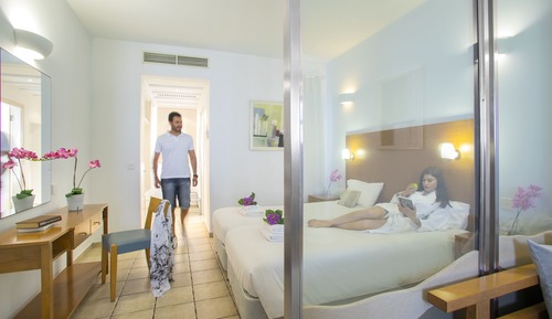 Suite, 1 Bedroom, Poolside