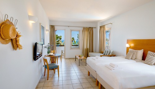 Studio, Sea View