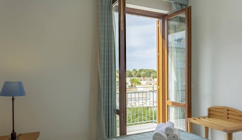 Double Room, 1 King Bed, Balcony, Partial Ocean View