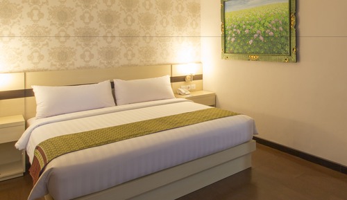 Deluxe Room, 1 Queen Bed, Non Smoking