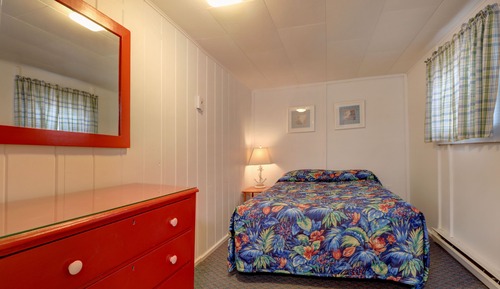 Cottage 6