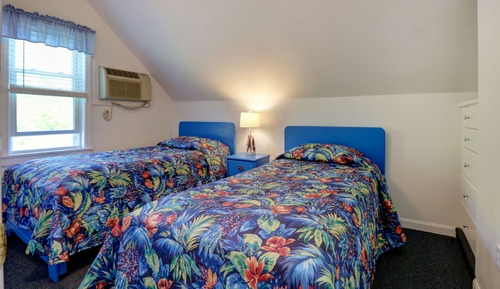 Cottage 9