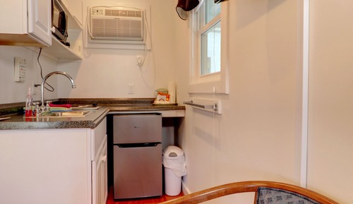 Cottage 4