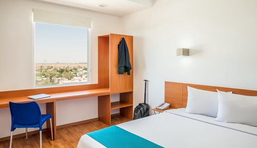 Superior Room, 1 Queen Bed