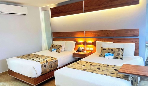 Standard Room, 2 Double Beds, Non Smoking