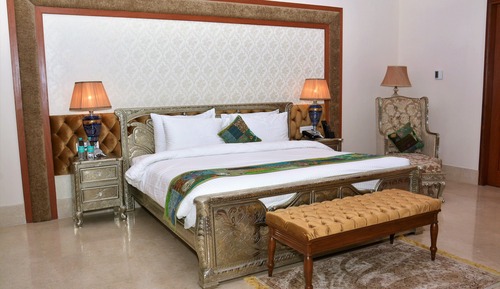 Presidential Suite with Pool