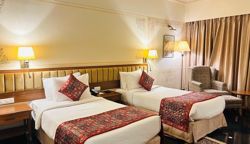 Premium Twin Room with Balcony