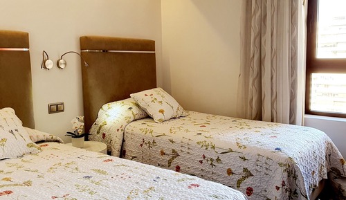 Apartment, 2 Bedrooms (13 C)
