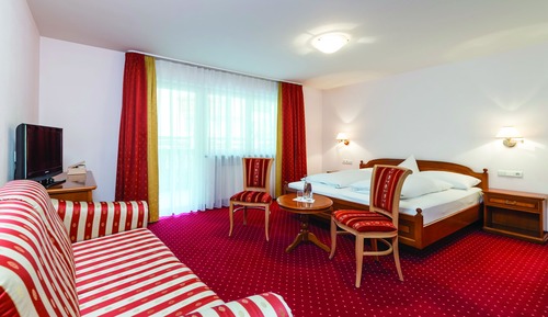 Economy Room