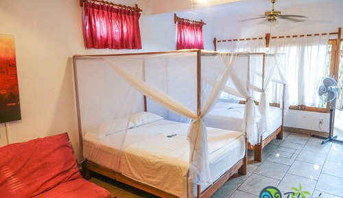Quadruple Room 7 
