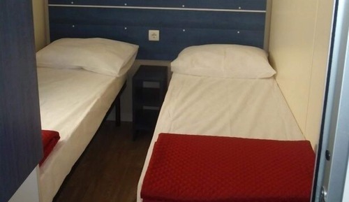Mobile Home (4 pax)