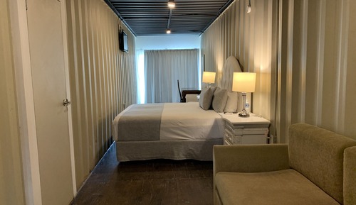 Junior Suite King