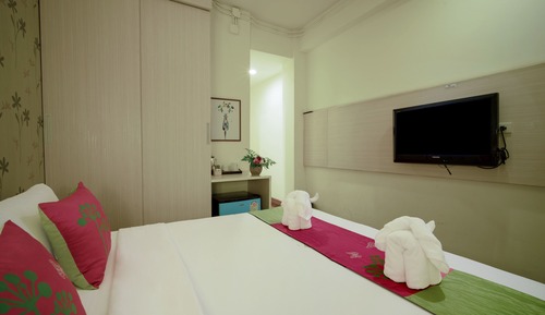 Standard Double Room (Building 2)