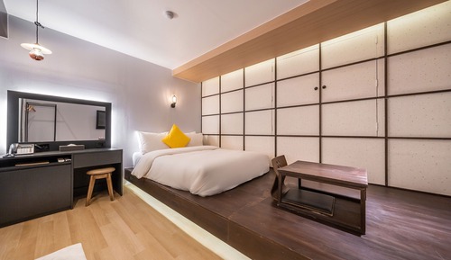 Deluxe Room (A)