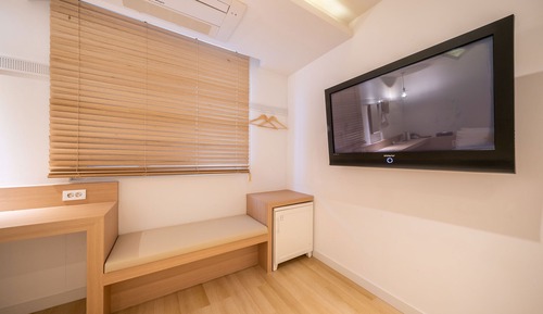 Deluxe Room (B)
