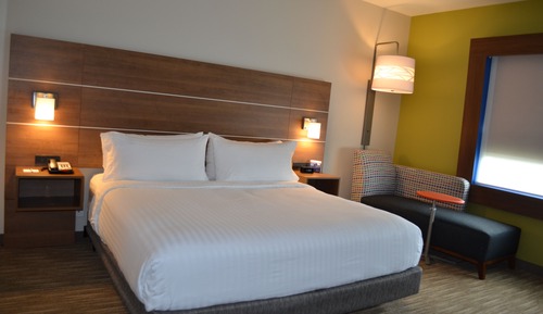 Standard Room, 1 King Bed, Accessible (Comm, Roll Shwr)