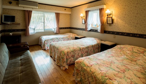 Triple Room with Shared Bath Room