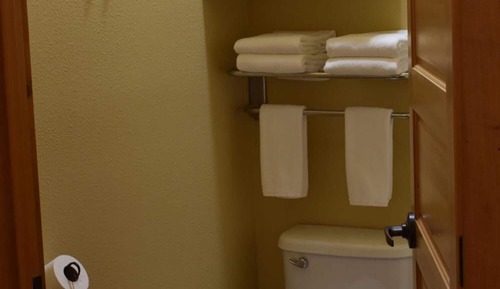 Quadruple Room 205, 2 Beds