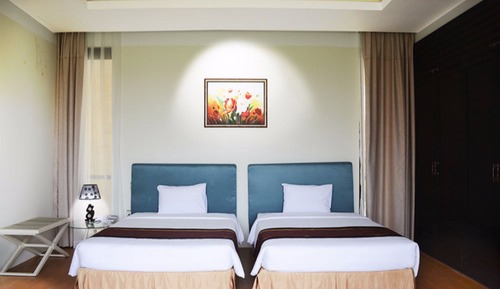 Luxury Twin Room, Golf View