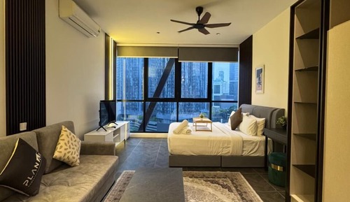 Luxury Studio, City View