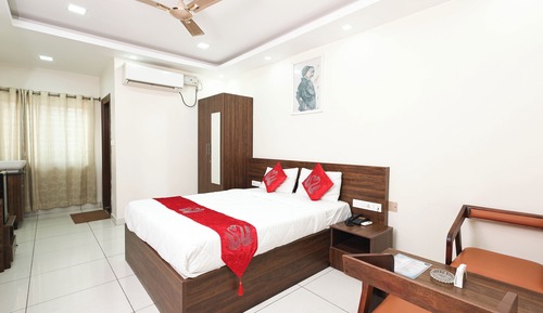 Deluxe Double Room, City View