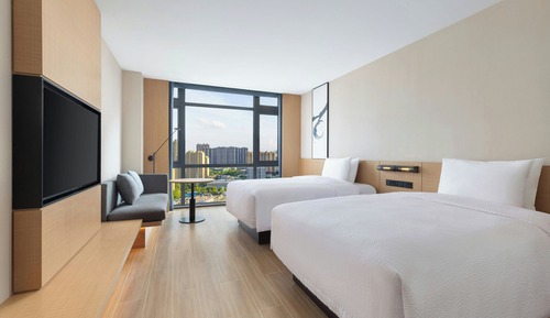 Superior Room, 2 Double Beds, City View