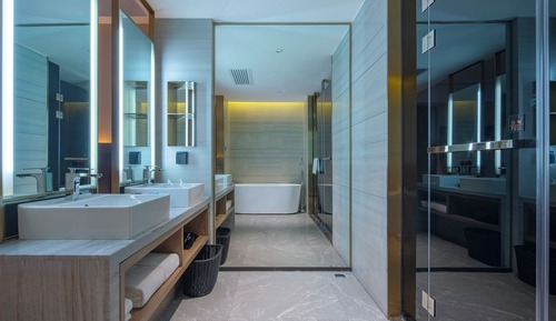 Comfort Suite, City View
