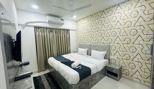 Deluxe Double or Twin Room, City View