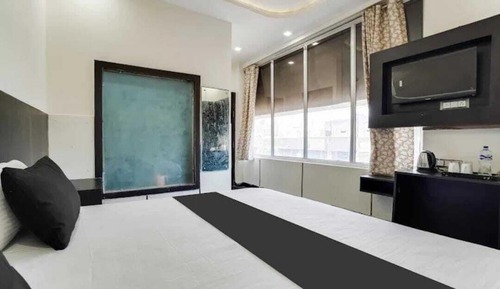 Deluxe Double Room, City View