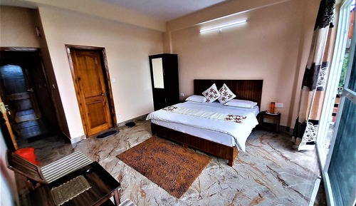 Superior Room, Mountain View
