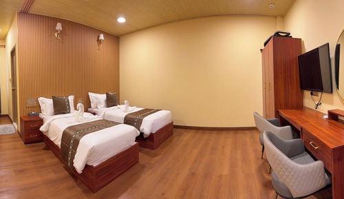 Standard Twin Room, Balcony, City View