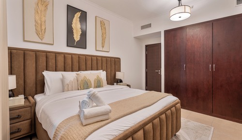 Deluxe Apartment, 1 Bedroom, Canal View