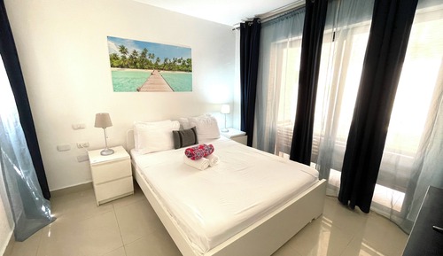 Premier Villa, Garden View, Beachside